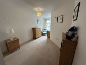 Photo 8- click for photo gallery